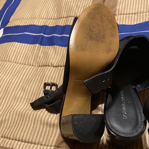 Donald pliner Nice heels sleep in soft and comfortable - Picture 3 of 5